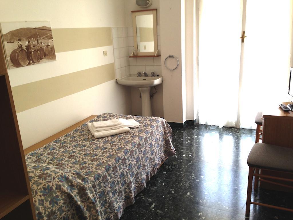 Albergo La Neigra Sestri Levante Room photo